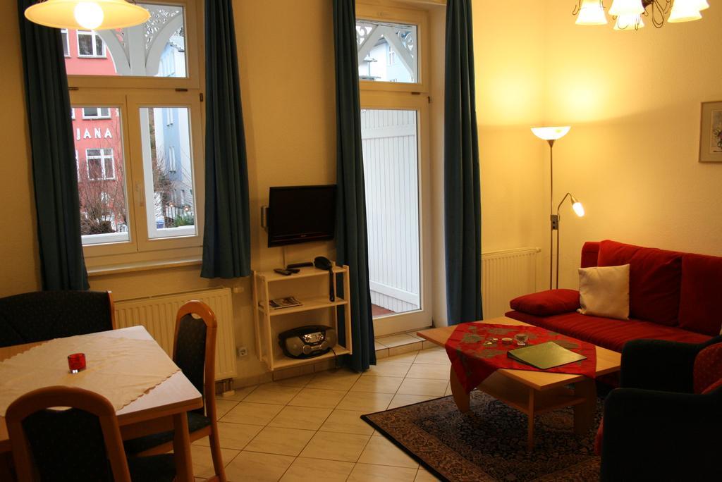 Apartments Haus Eintracht Sellin Exterior foto